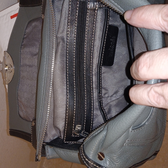 Michael Kors Leather Purse Hand Shoulder Bag Pebble Grain Gray Black Flap 2 Way - Picture 12 of 16